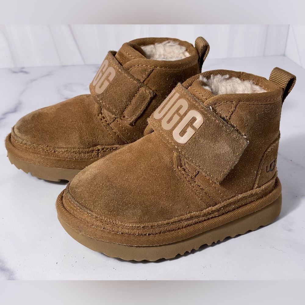UGG Nuemel Graphic Shoes Unisex Toddler 7